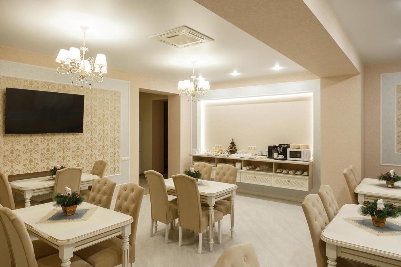 Villa Sarra Baranavichy Extérieur photo